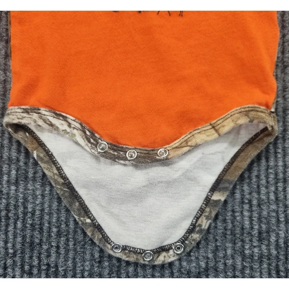 Carhartt One Piece Baby Size 3 Month "Always On The Hunt" Short Sleeves - Picture 3 of 11